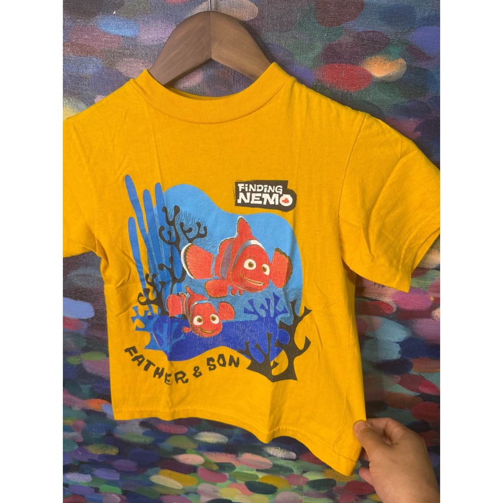 Disney Finding Nemo Father Son Yellow Graphic T Shirt Kids Size 4 - Picture 2 of 3
